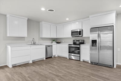 /international/us/327-hiracheta-drive-new-home-tx-110100940857/