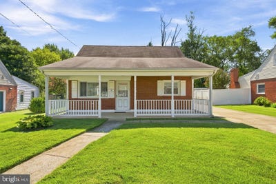 /international/us/179-colburn-drive-manassas-park-va-110110105873/