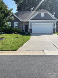 /international/us/5161-quail-forest-drive-clemmons-nc-110100833672/