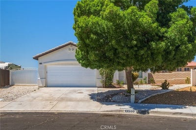 /international/us/13900-nelliebell-victorville-ca-110108208513/