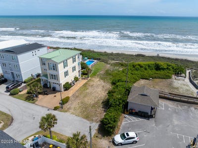/international/us/111-ocean-shore-lane-pine-knoll-shores-nc-110109198286/