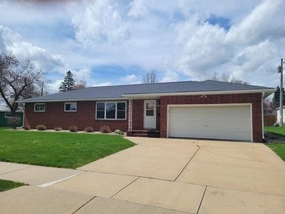 /international/us/1608-s-palmetto-avenue-marshfield-wi-110107611666/