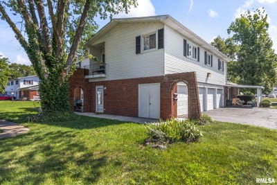 /international/us/407-durkin-drive-springfield-il-110101310673/
