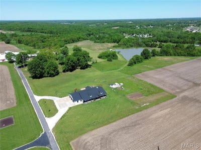 /international/us/705-s-ethlyn-road-moscow-mills-mo-110108076700/