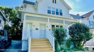 /international/us/97-w-bridge-street-saugerties-ny-110107416578/