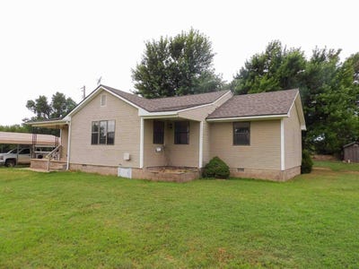 /international/us/4250-n-2823-rd-hennessey-ok-110100693221/