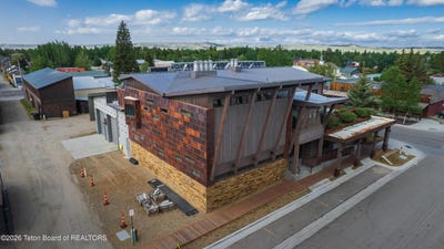 /international/us/174-w-magnolia-street-pinedale-wy-110106151829/