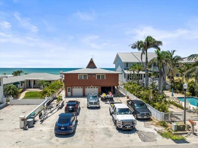 /international/us/18218-sunset-boulevard-st-petersburg-fl-110101299829/