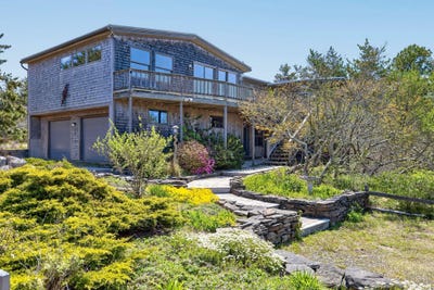 /international/us/5-great-hills-road-truro-ma-110107938923/