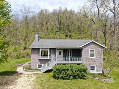/international/us/55276-three-creeks-rd-freeman-wi-110108030469/