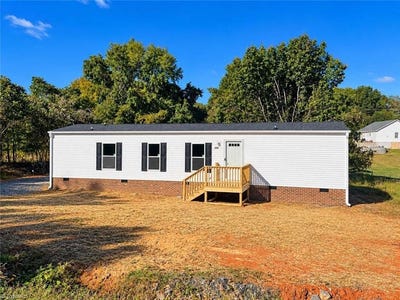 /international/us/150-garden-road-eden-nc-110120529881/