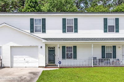 /international/us/212-winners-circle-s-jacksonville-nc-110108449644/