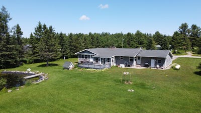 /international/us/16484-s-johnson-rd-rudyard-mi-110097931827/