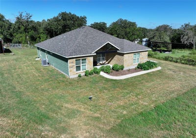 /international/us/1597-county-road-314-lexington-tx-110094407437/?lang=zh-tw