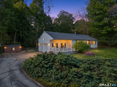 /international/us/19-power-house-road-montville-ct-110107873679/