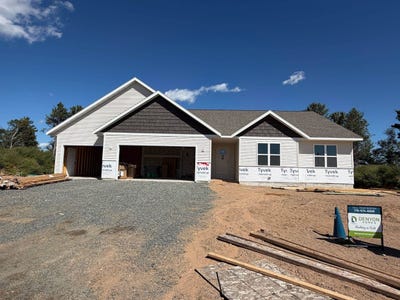 /international/us/250-cedar-haven-trail-rothschild-wi-110109586353/