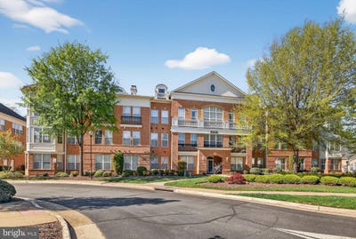 /international/us/8600-liberty-trail-manassas-va-110107208916/