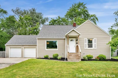 /international/us/506-3rd-street-ferrysburg-mi-110100327468/