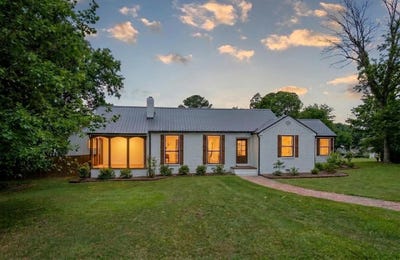 /international/us/1100-9th-ave-jasper-al-110104408033/