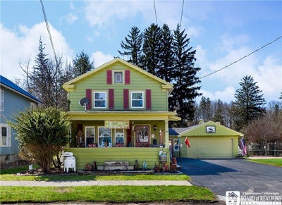 /international/us/102-center-street-fredonia-ny-110107312425/