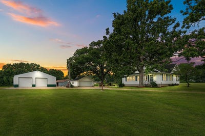 /international/us/4643-n-farm-road-223-strafford-mo-110108379304/
