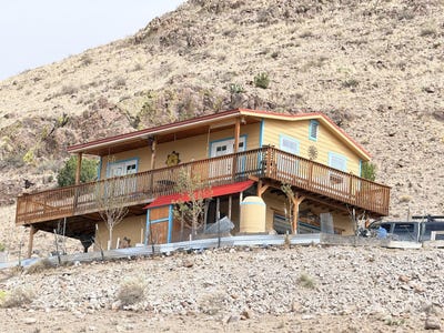 /international/us/92-golden-eagle-drive-san-antonio-nm-110120716323/