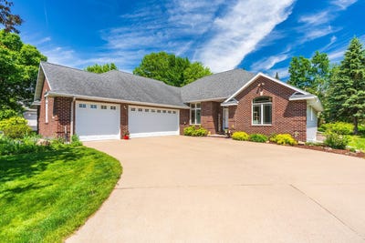 /international/us/3108-sandgate-court-weston-wi-110108470094/