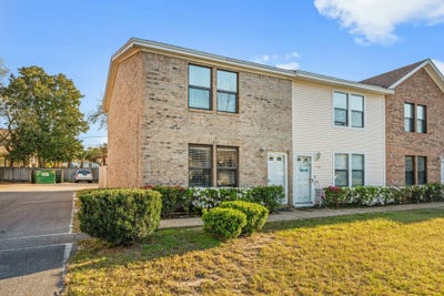 /international/us/114-4th-avenue-shalimar-fl-110098337580/