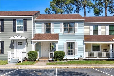 /international/us/912-pineland-avenue-hinesville-ga-110106851327/
