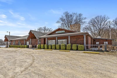 /international/us/59640-county-line-road-three-rivers-mi-110106146405/