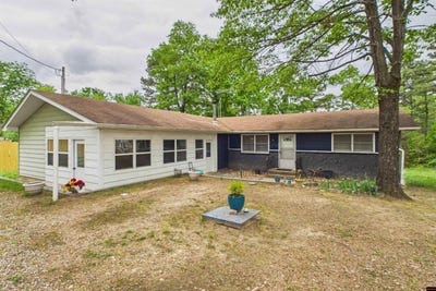 /international/us/3648-jordan-road-norfork-ar-110107406656/