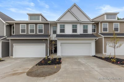 /international/us/3349-kings-river-street-sw-wyoming-mi-110100924062/