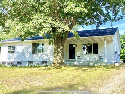 /international/us/11091-milnes-rd-jonesville-mi-110101240191/