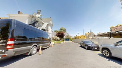 /international/us/38-n-10th-avenue-mount-vernon-ny-110108733764/