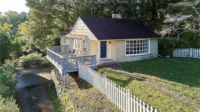 /international/us/1727-loudon-heights-road-charleston-wv-110104905822/