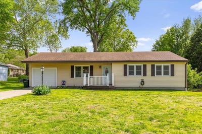 /international/us/1807-seneca-street-leavenworth-ks-110107869879/