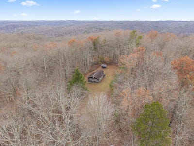 /international/us/643-baker-barr-subdivision-road-beattyville-ky-110103756101/