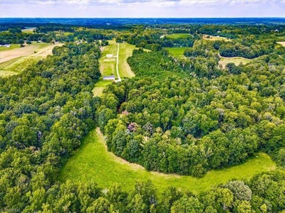 /international/us/5954-apple-wyrick-road-gibsonville-nc-110110172048/