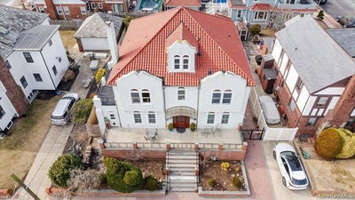 /international/us/211-laurelton-boulevard-long-beach-ny-110097692793/