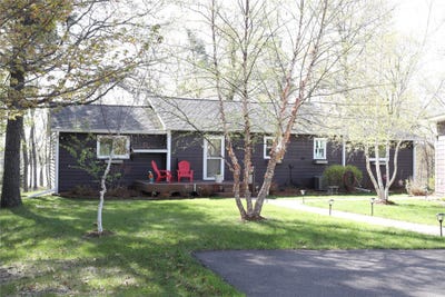 /international/us/29748-oaks-court-danbury-wi-110108074023/