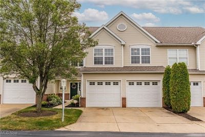 /international/us/2802-hartford-lane-green-oh-110100816836/