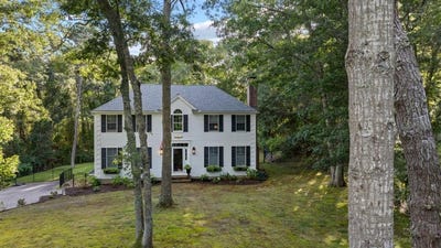 /international/us/31-village-drive-east-sandwich-ma-110120004735/