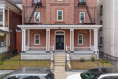 /international/us/95-buena-vista-avenue-yonkers-ny-110110276591/