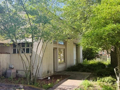 /international/us/265-se-1st-street-paris-tx-110108093421/