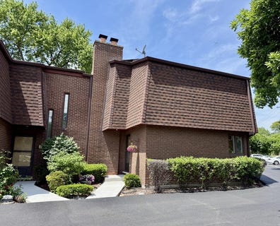 /international/us/414-s-dee-road-park-ridge-il-110108342755/