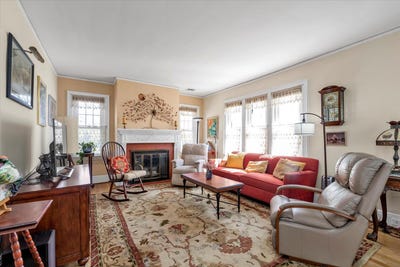 /international/us/43-03-westmoreland-street-little-neck-ny-110098324789/