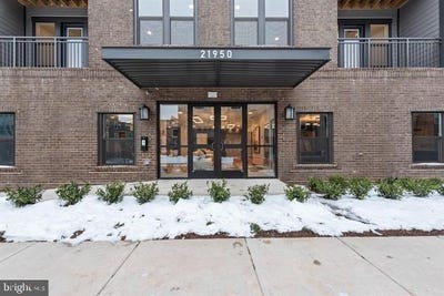 /international/us/21950-garganey-terrace-ashburn-va-110106071654/