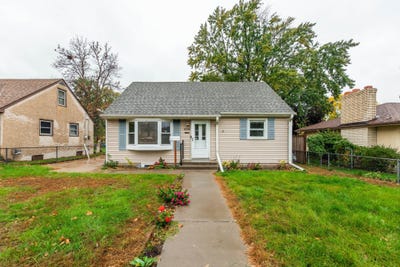 /international/us/5210-5th-street-ne-columbia-heights-mn-110120625620/