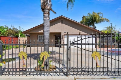 /international/us/924-valencia-avenue-w-fresno-ca-110098530096/