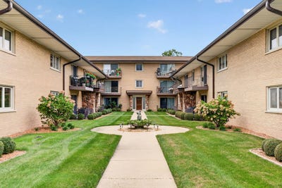 /international/us/6150-s-kensington-avenue-countryside-il-110120515114/